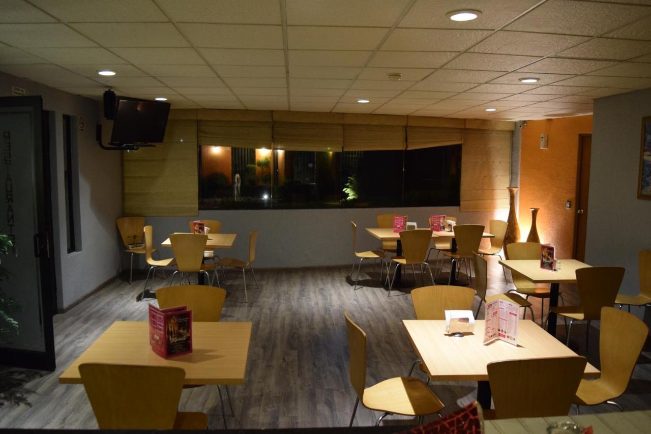 Hotel & Suites La Marquesa Toluca Bagian luar foto