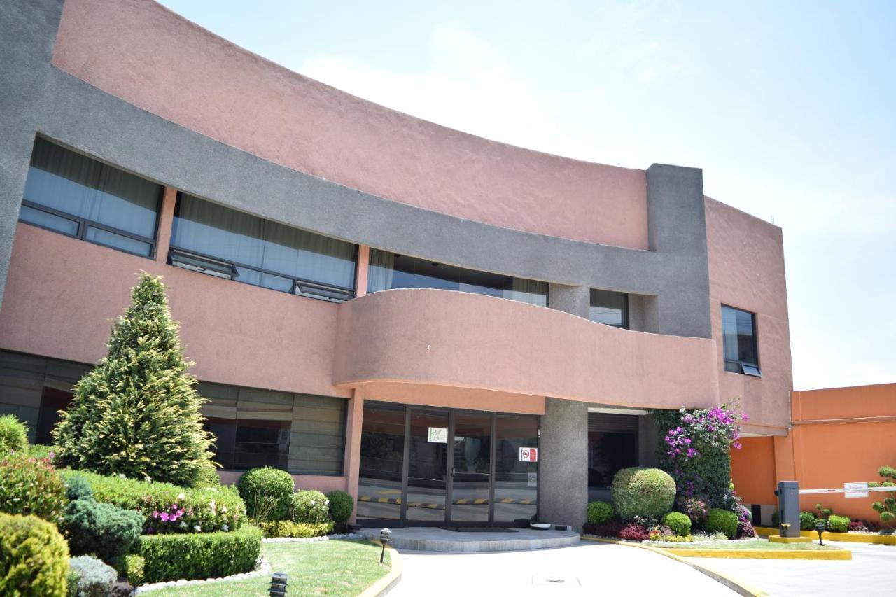 Hotel & Suites La Marquesa Toluca Bagian luar foto