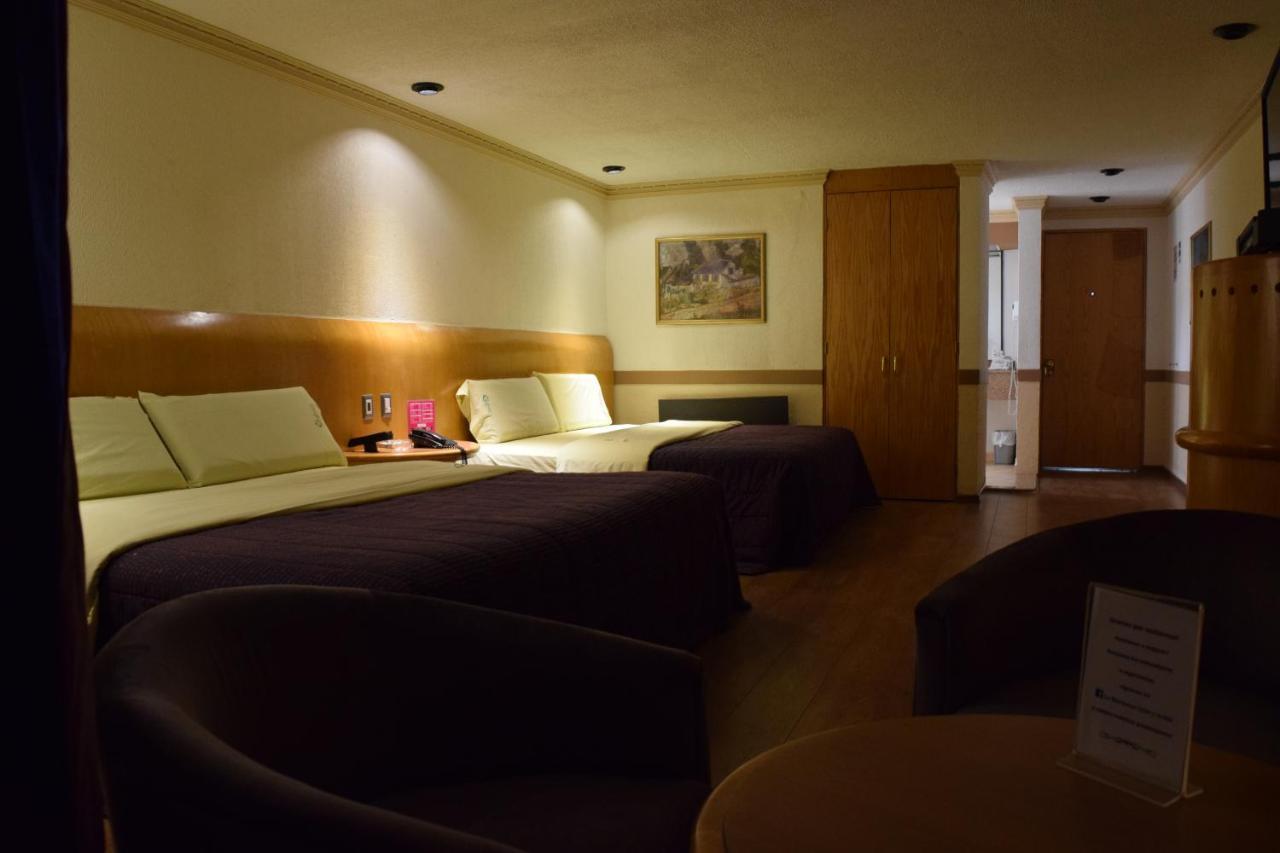 Hotel & Suites La Marquesa Toluca Bagian luar foto